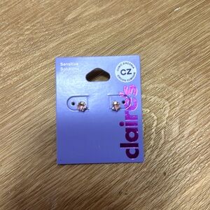 Claire’s Pink cubic zirconia studs